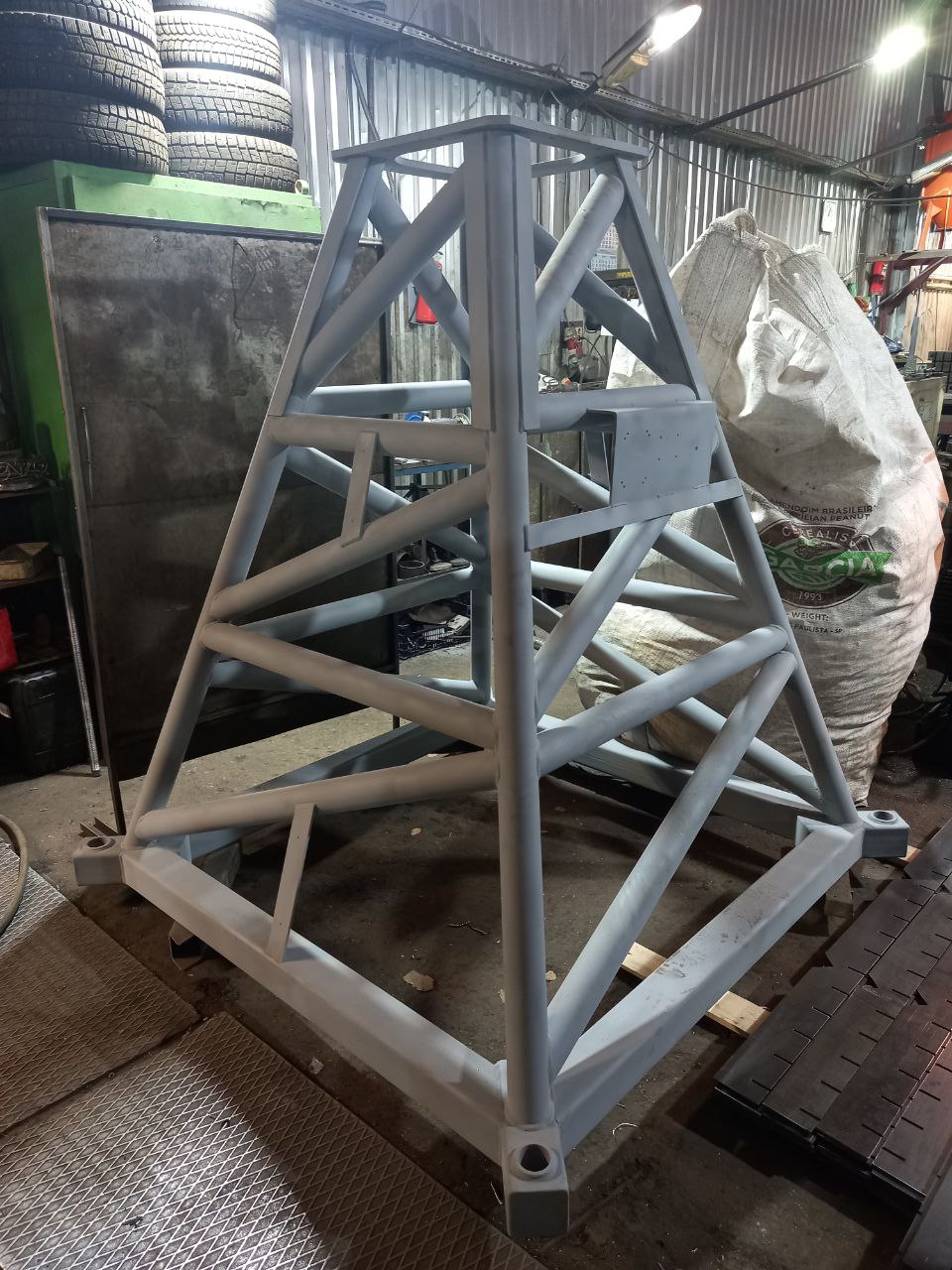 Производство металлоконструкций на заказ в Санкт-Петербурге